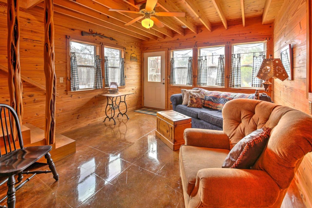 Ark Bunkhouse Fredericksburg Hideaway With Hot Tub Vila Exterior foto