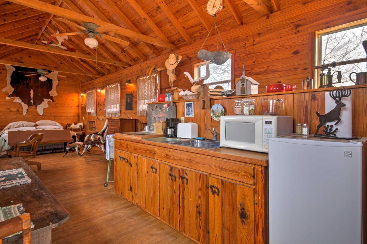 Ark Bunkhouse Fredericksburg Hideaway With Hot Tub Vila Exterior foto