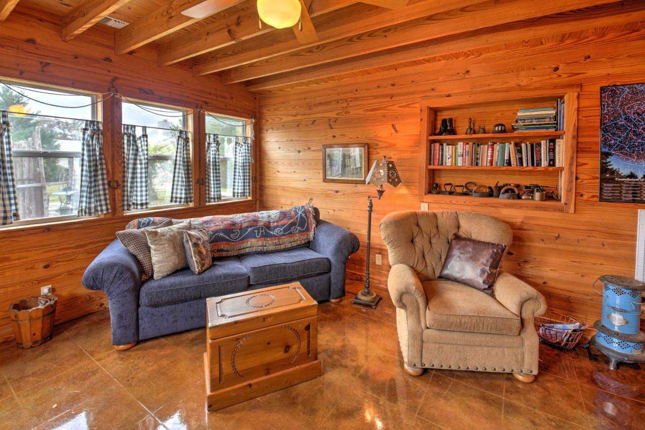 Ark Bunkhouse Fredericksburg Hideaway With Hot Tub Vila Exterior foto