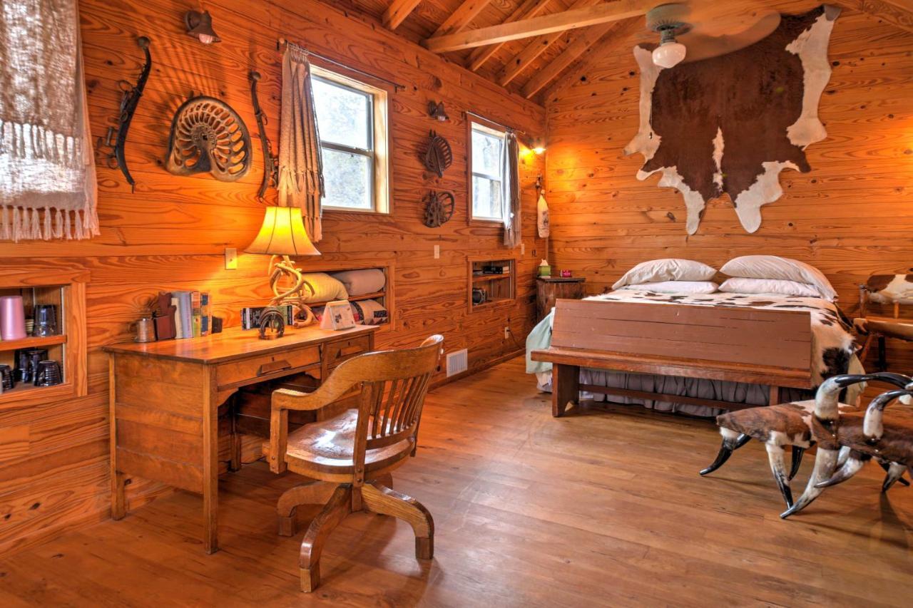 Ark Bunkhouse Fredericksburg Hideaway With Hot Tub Vila Exterior foto